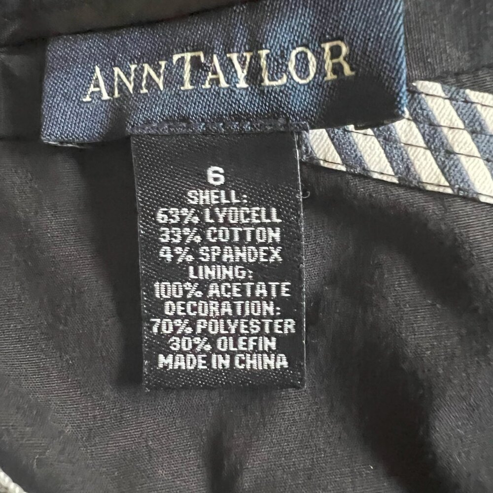 Ann Taylor A-Line Diagonal Ribbons Skirt Navy Size 6 NWOT - Picture 4 of 4